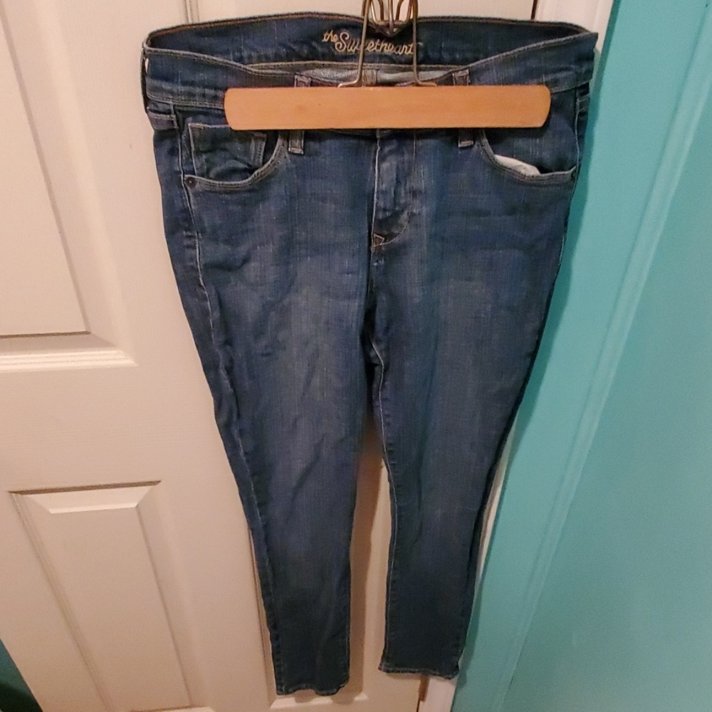 Old Navy sweethearts jeans size 6 short